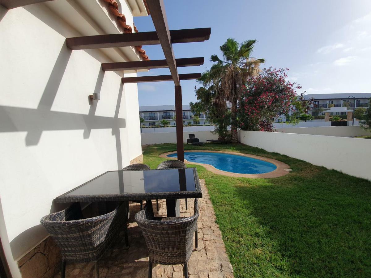 Villa With Privat Pool Near Beach Santa Maria Sal Kap Verde Exterior photo
